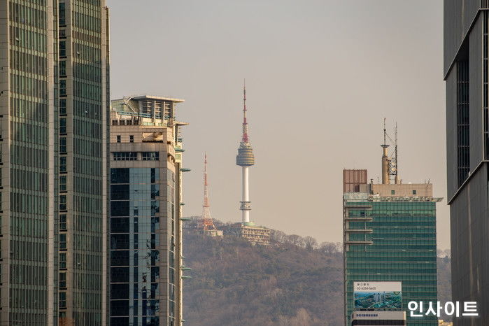 내일(28일) 전국적으로 따스한 ‘봄 날씨’ 이어지지만 ‘미세먼지’도 쏟아진다
