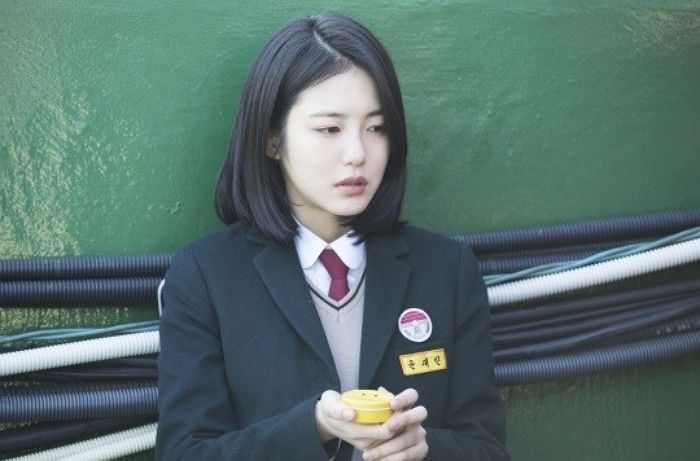 ‘에이틴’ 도하나에 이어 또 한 번 ‘교복+단발’ 찰떡같이 소화한 신예은