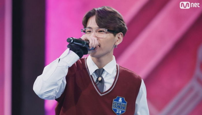 “나는 순수해 해본 거라곤 볼 뽀뽀 ye” 어제자 고등래퍼서 제일 반전이었던 싱잉랩 무대