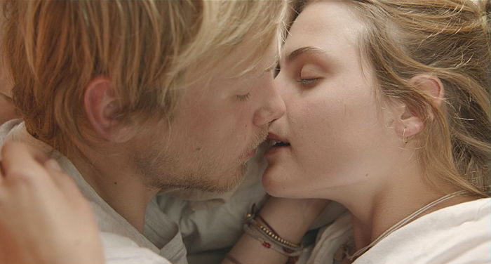 “우연히 떠난 여행에서 ‘사랑’을 만났다”···설렘 폭발하는 로맨스 영화 ‘에브리타임 룩 앳 유’