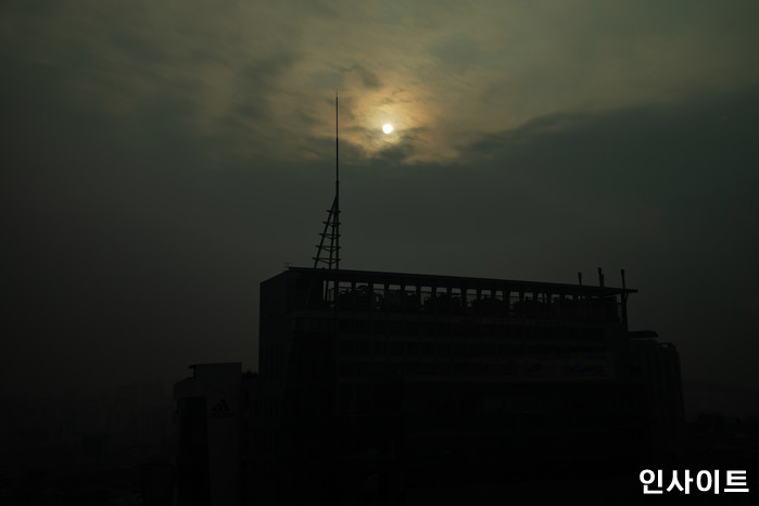 내일(6일)도 숨 턱턱 막히는 ‘최악의 미세먼지’ 이어진다