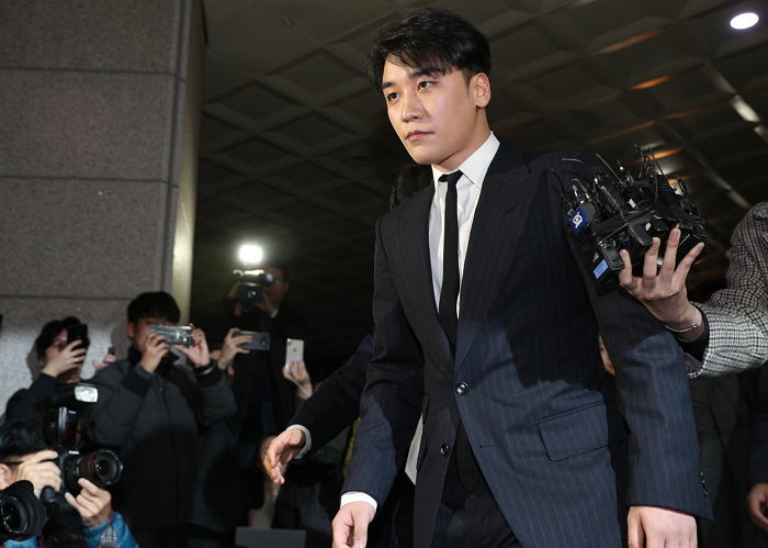 “난 각오했다”···승리 ‘버닝썬’ 사건 취재 중인 기자가 남긴 의미심장한 글