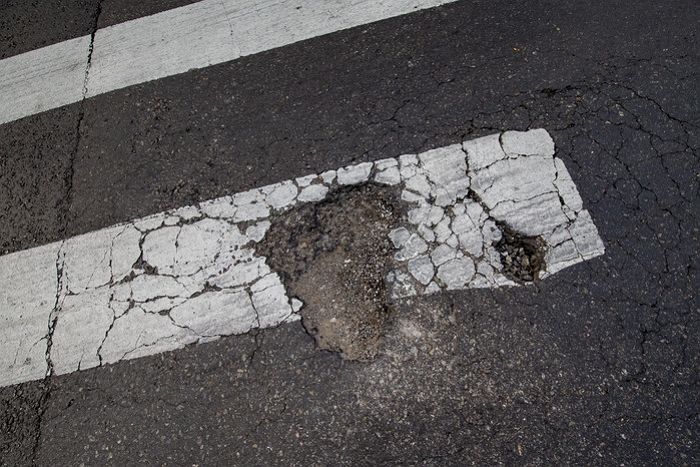 횡단보도에 서 있다 70대 할머니가 몰던 차에 치여 사망한 90대 할아버지