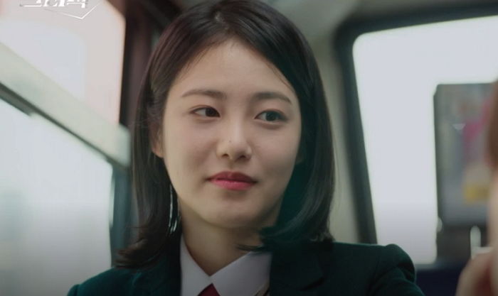 신예은이 ‘교복·제복’ 입고 나오는 새 드라마 ‘사이코메트리 그녀석’ 하이라이트 영상