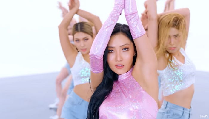 “제발 음원 내주세요” 역대급 중독성 자랑하는 ‘화사 멍청이X씨스타 Give It To Me’ 리믹스