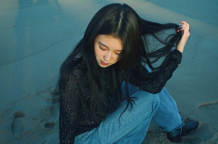 2년 3개월 만에 ‘JYP 보석함’ 탈출하는 백예린