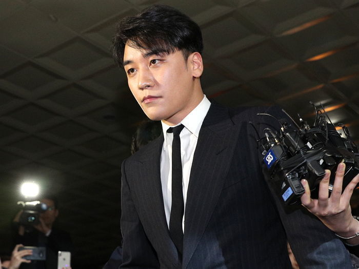 “음주운전 보도 무마 성공”···승리 단톡방에 올라온 글