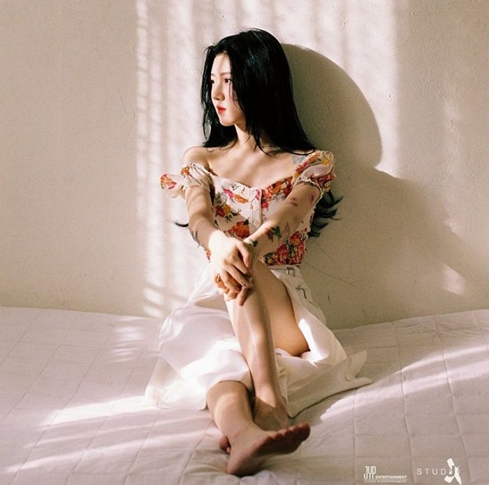 백예린 새 앨범에 실릴 예정인 미공개 곡 ‘내가 날 모르는 것처럼’ 라이브 영상