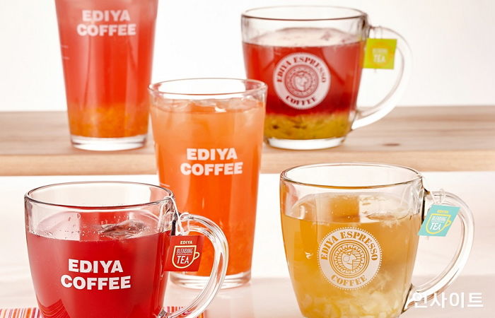 이디야커피, ‘이디야 블렌딩 티’ 인기로 차 음료 판매 3배 증가