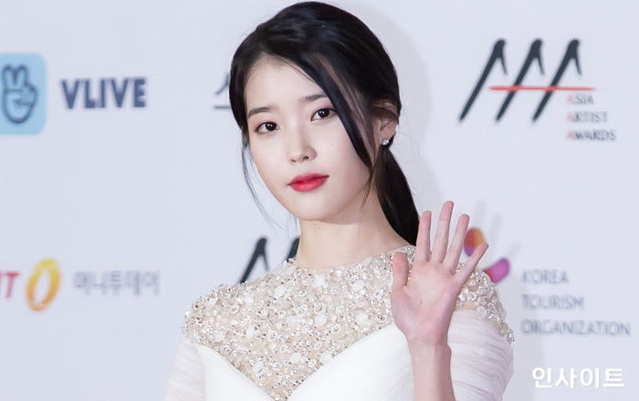 “최대 6시간 공연” 아이유 콘서트 10만원 넘게 주고 가도 ‘1도’ 안 아까운 이유