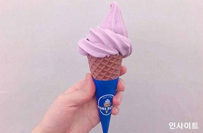 한입 머금으면 ‘상큼+달달’ 체리맛 느껴지는 미니스톱 신상 ‘소프트크림 체리’
