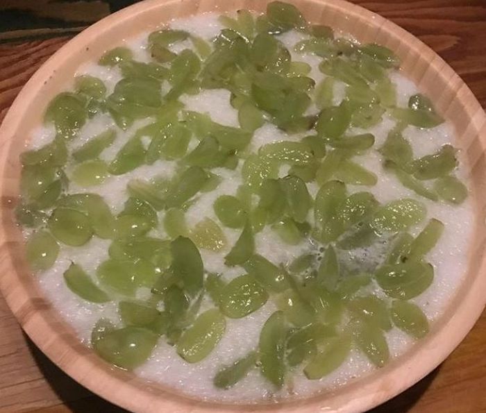 새콤달콤 청포도 알갱이 한가득 때려박아 꼭꼭 씹어먹어야 한다는 ‘청포도 막걸리’