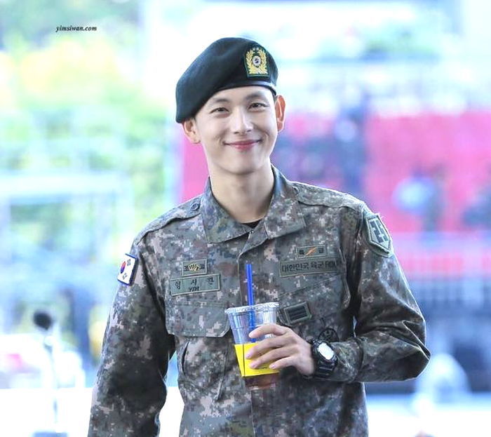 드디어 오늘(27일) ‘만기 전역’해 팬들 곁으로 돌아오는 임시완