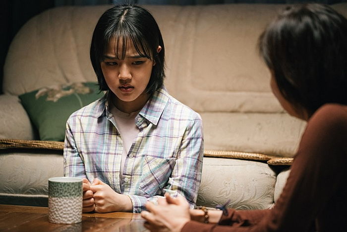 “고1 돼서 본격적으로 공부하려고 했는데, 엄마가 ‘동생’을 임신했대요”