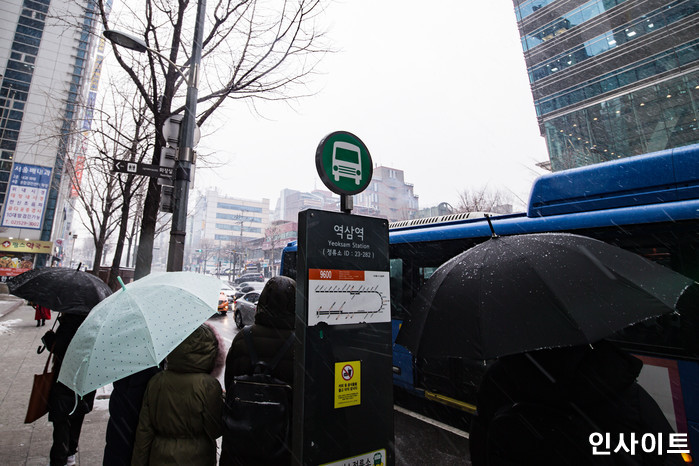 “감기 조심 하세요”…내일(31일) 전국이 쌀쌀하고 비바람 몰아친다