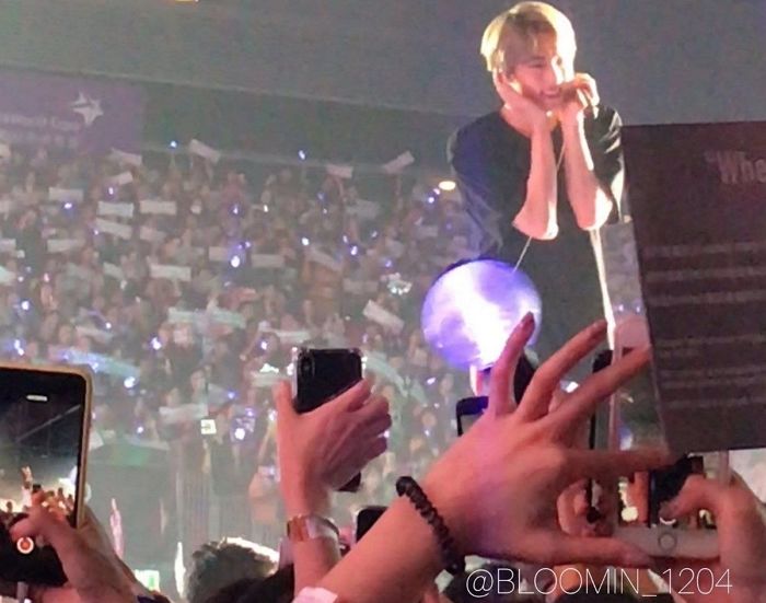 폰카로 막 찍어도 ‘남신’이라는 방탄 진 ‘실물 느낌’ 사진