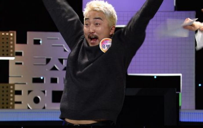 퀴즈쇼 상금 ‘800만원’으로 아빠에게 ‘돈 티슈’ 만들어 선물해준 효자 유병재