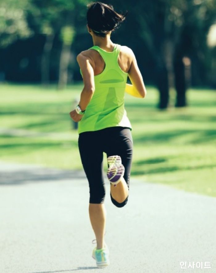 프로스펙스, 동작 데이터 관리해주는 신개념 깔창 ‘스마트 인솔’ 6종 출시