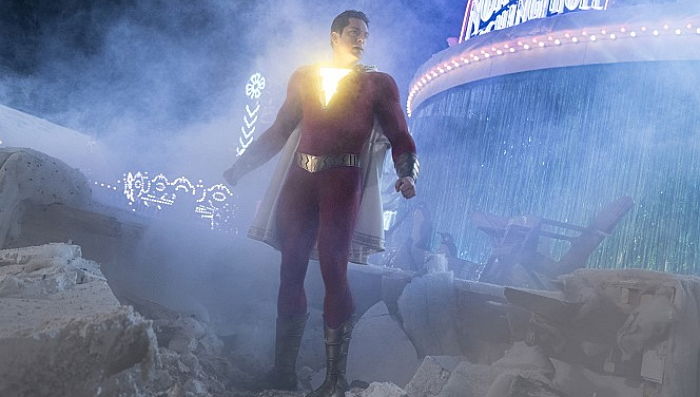 개봉 첫날부터 ‘돈’, ‘어스’ 제치고 1위 찍은 DC 히어로물 영화 ‘샤잠!’