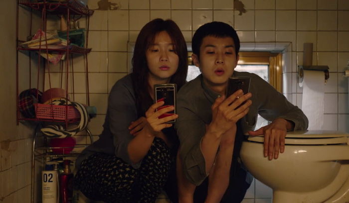 “봉준호X송강호 또 만났다”···백수 가족이 작정하고 사기 치는 미친(?) 영화 ‘기생충’ 예고편