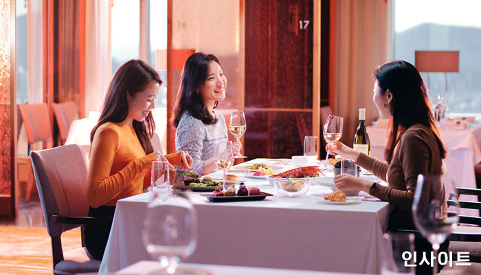 그랜드 인터컨티넨탈 서울 파르나스 ‘테이블 34’, 레이디스 먼데이 프로모션 실시