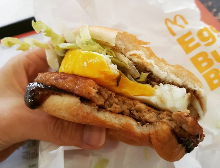 내일(9일) 맥도날드 가서 ‘고소+담백’ 에그불고기버거 한개 사면 한개 ‘공짜’