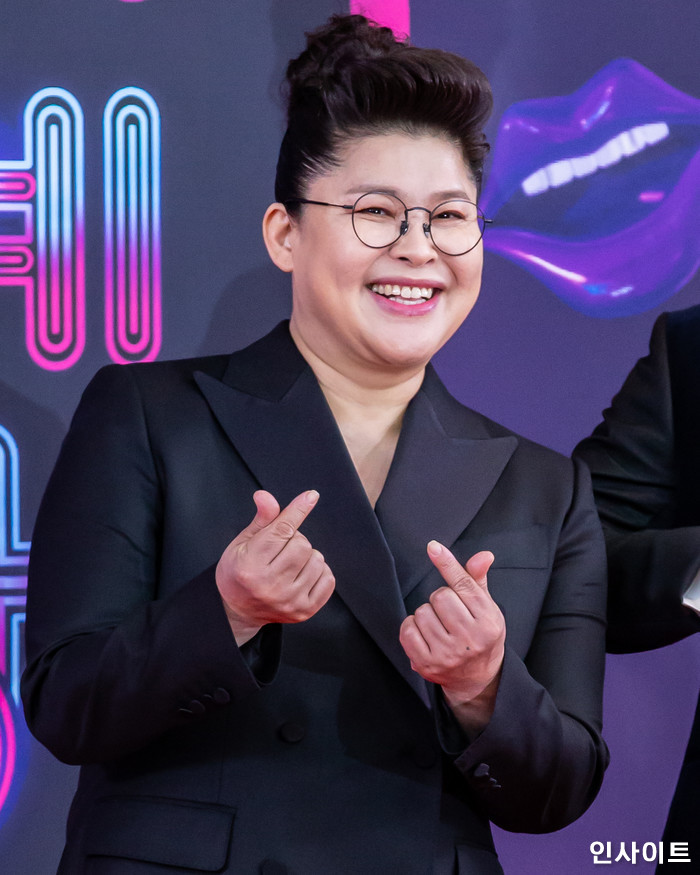 이영자가 22일 오후 서울 영등포구 여의도동 KBS 본관 시청자광장에서 열린 '2018 KBS 연예대상' 시상식에 참석해 레드카펫을 밟고 있다. / 사진=고대현 기자 daehyun@