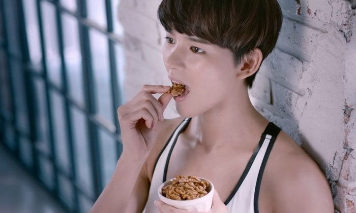 박보검이랑 너무 똑같이 생겨 시청자 깜짝 놀라게 한 광고 모델