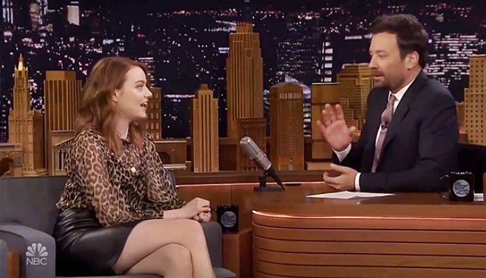 방탄소년단 신곡 무대 ‘최초’로 본 엠마 스톤이 자기도 모르게 한 행동