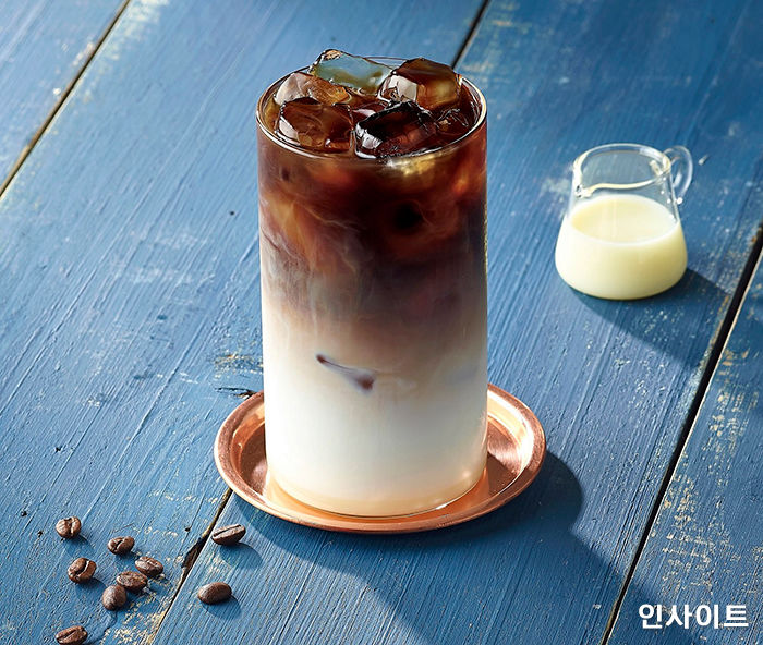 스타벅스, ‘돌체 콜드 브루’ 출시…여름 프로모션 시작