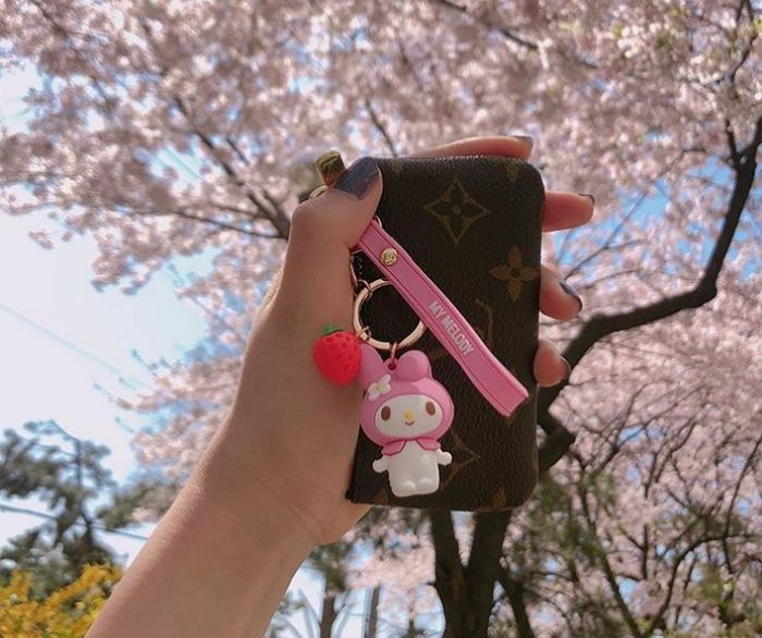 오늘(17일) 출시되자마자 품절 대란 일어난 세젤귀 롯데리아 ‘산리오 캐릭터즈 키링’