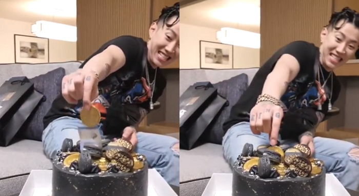 생일 맞아 ‘현금’ 줄줄 나오는 ‘돈다발 케이크’ 선물 받은 박재범