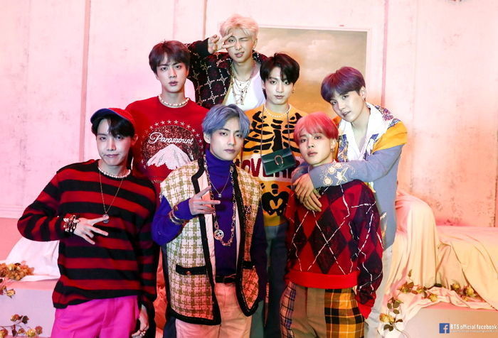 “방탄X할시 콜라보 무대 Mnet에서 생방송으로 볼 수 있다”