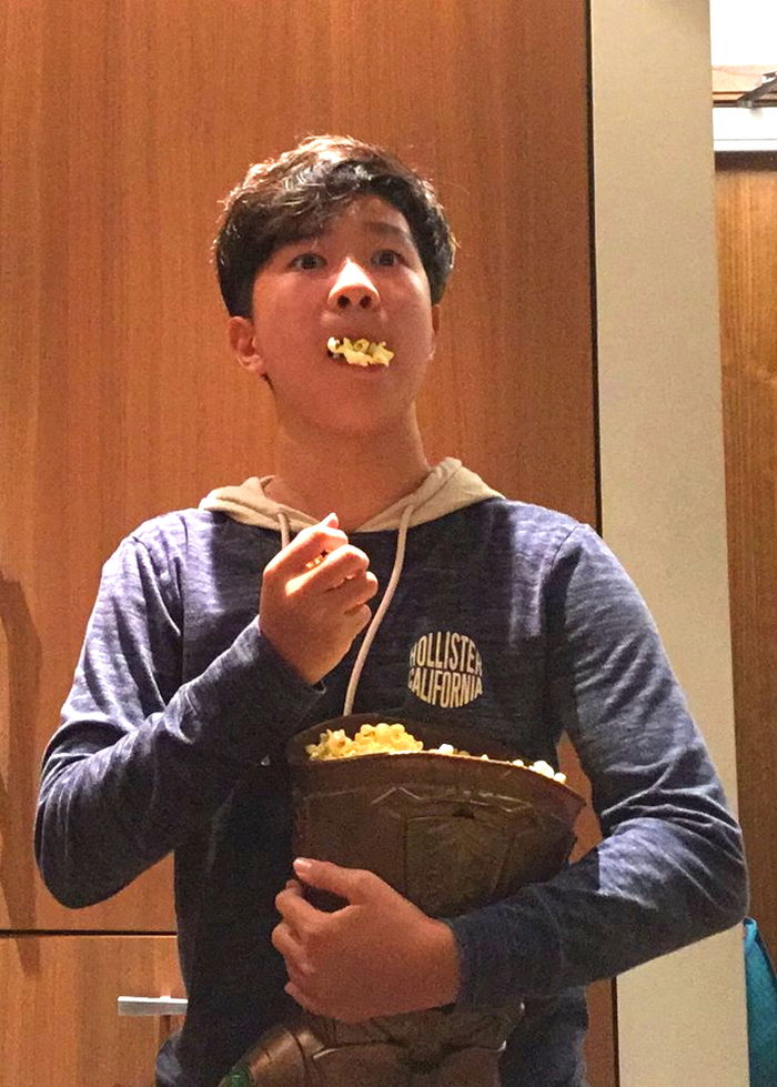 “‘어벤져스4’, 일주일 내내 볼거다”···시험 공부 안하고(?) ‘어벤져스4’에 빠져버린 민국이