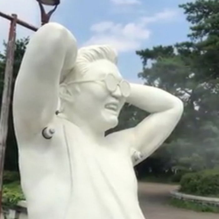 파격적인 ‘겨땀니스트’ 영상 공개하며 여름 ‘흠뻑쇼’ 예고한 싸이