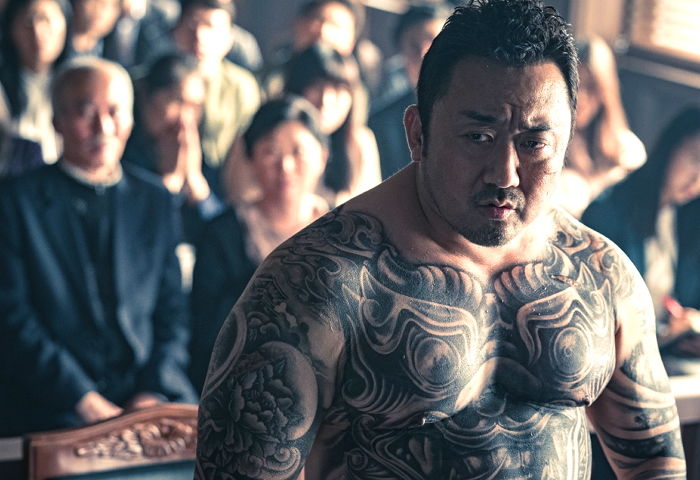 길에서 만나면 ‘눈’ 내리깔아야 할 것 같은 ‘악인전’ 속 마동석 비주얼