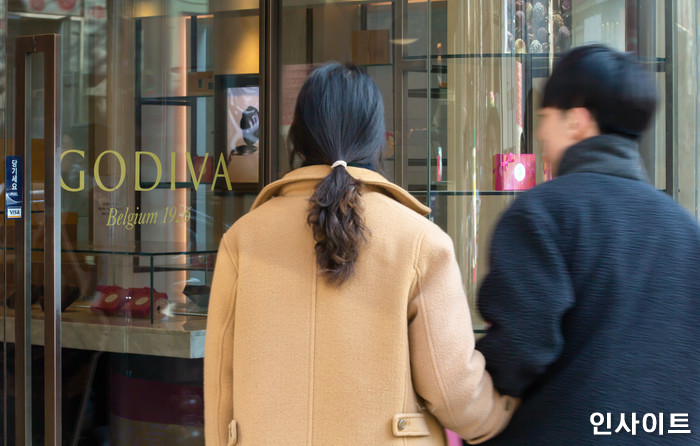 “오늘, 춥다” ‘꿀연휴’ 끝난 오늘(7일), 서울 아침 기온 8도까지 내려간다