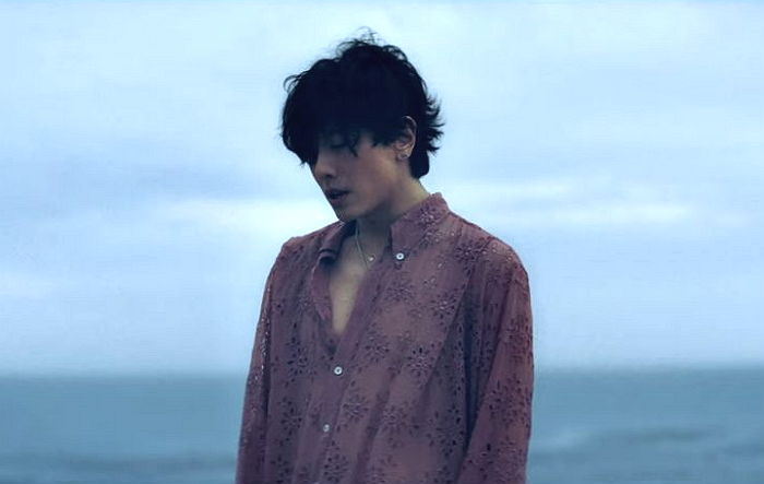 애절한 목소리로 ‘이별한 남자’ 심경 노래한 박효신의 신곡 ‘Goodbye’ MV