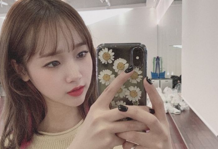 컴백 앞두고 살 쪽 빠져 ‘레전드 비주얼’ 자랑하는 최유정 근황