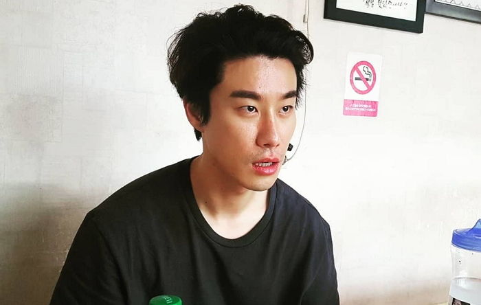 “자살해라·니애X” 산이가 인스타그램에 공개한 도 넘는 DM 악플 수준