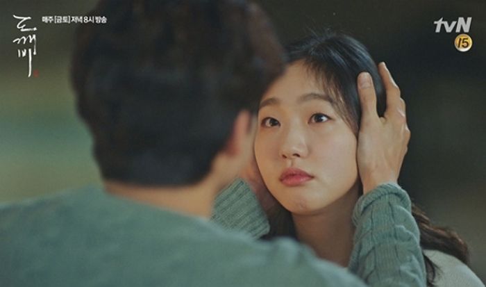 “이성친구의 ‘의미 없는 다정함’에 폭풍 설레는 저, ‘금사빠’일까요?”