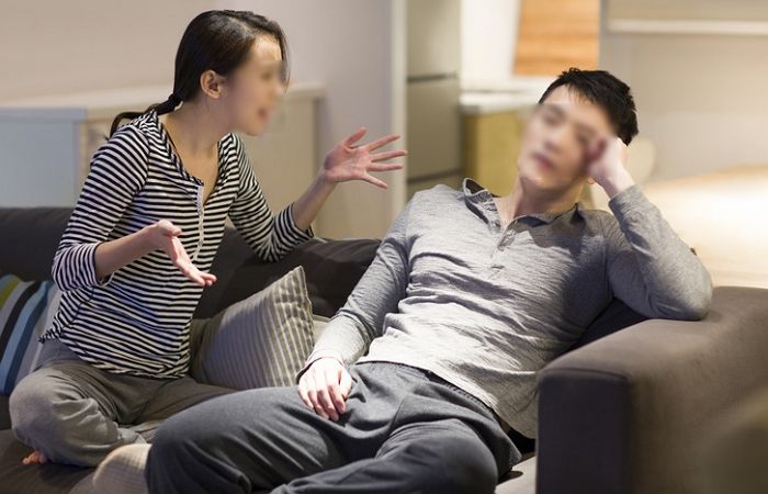 “치킨 먹을 때 ‘닭껍질’만 벗겨 먹는 남친에게 정떨어진 제가 이상한 건가요?”