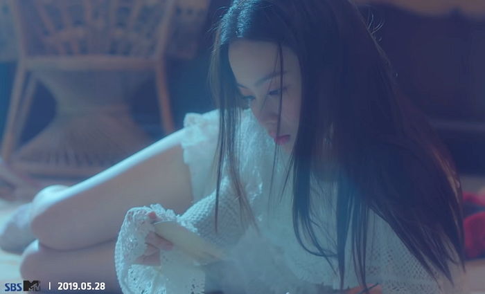 ‘3년’ 만에 더 섹시해져 돌아온 이하이 신곡 ‘누구 없소’ 티저 영상