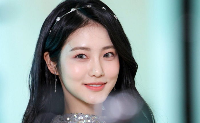 데뷔 후 처음으로 ‘긴 머리’하고 역대급 ‘청순 비주얼’ 발산한 신예은