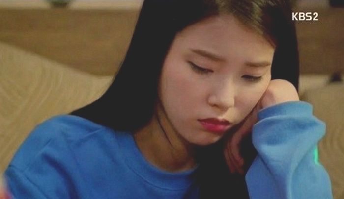 “남자 이름으로 전화 왔는데 남자친구가 안 받아도 된다며 얼버무립니다”