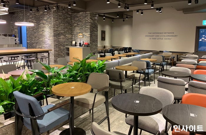 할리스커피, 12번째 스페셜티커피 매장 ‘커피클럽 강남역점’ 리뉴얼 오픈