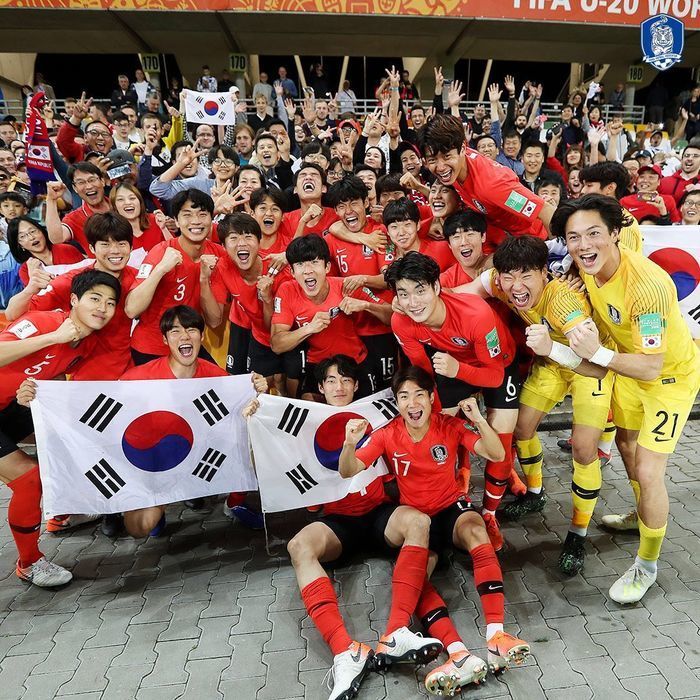 역사상 첫 U-20 결승 진출에 빵빵 터지고 있는 해축갤 드립 상황