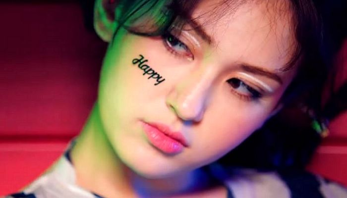 “상큼+섹시 폭발했다!” 전소미 첫 솔로 데뷔곡 ‘BIRTHDAY’ 티저 영상