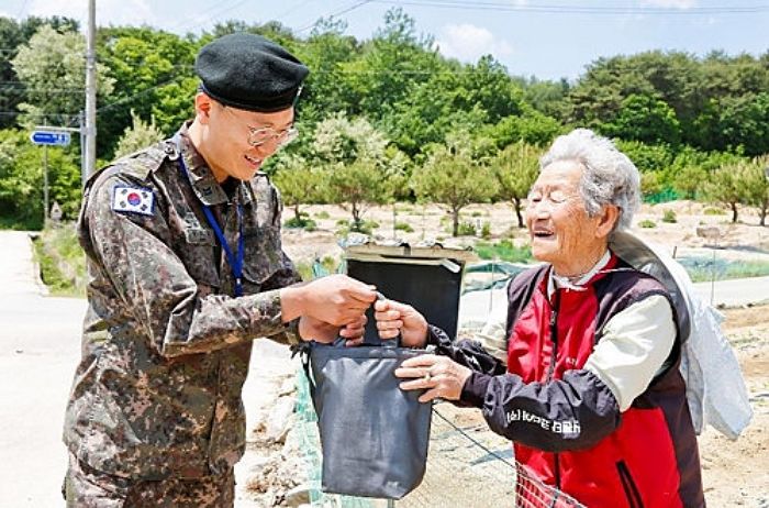 6·25 참전용사 유족 위해 ‘11년’ 동안 돈 모아 도시락 보내준 육군 장병들