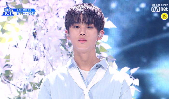 데뷔권서 왜 한 번도 안 벗어났는지 납득하게 하는 ‘얼굴 천재’ 김민규 직캠 영상